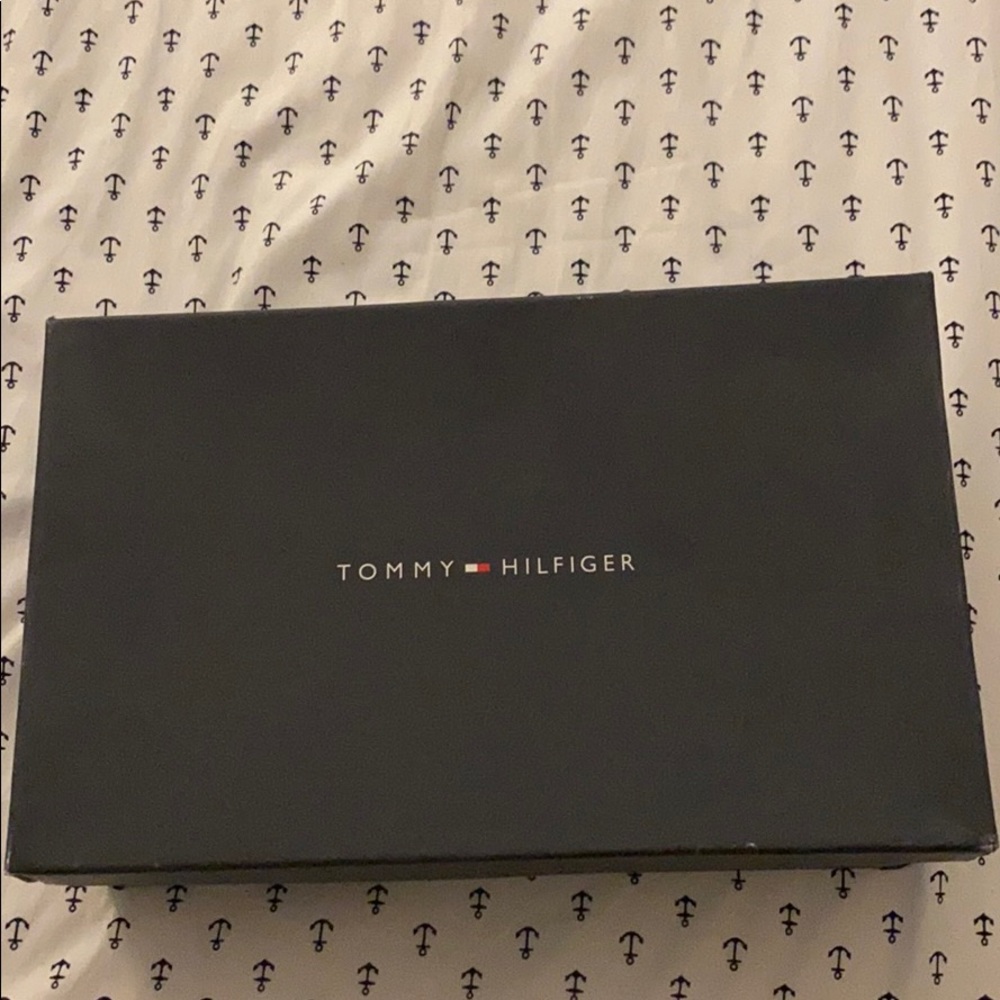 Tommy Hilfiger sneakers